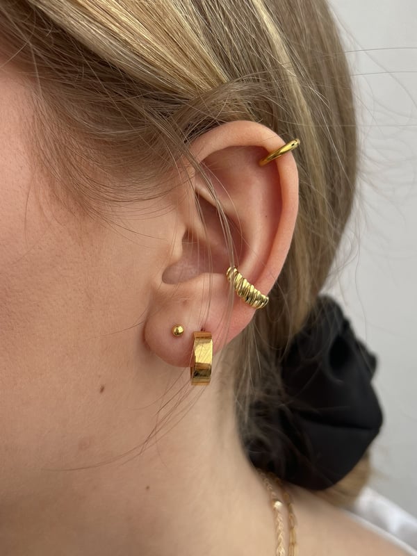 Wodoodporne kolczyki koła Basic Hoop