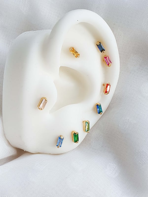 Delikatny kolczyk z Sodalitem - 1 szt.