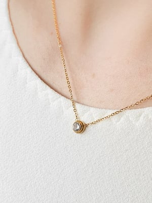 Pozłacany minimalistyczny naszyjnik z cyrkonią