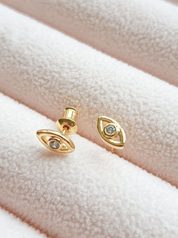 Kolczyki z oczami i cyrkoniami