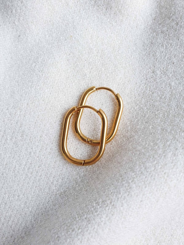 Wodoodporne owalne kolczyki Oval Hoop