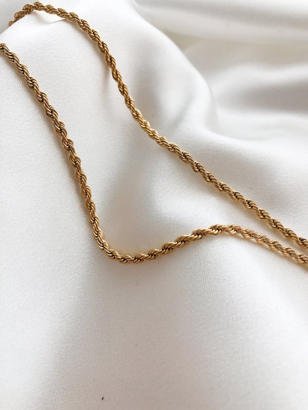 Wodoodporny pozłacany łańcuszek korda