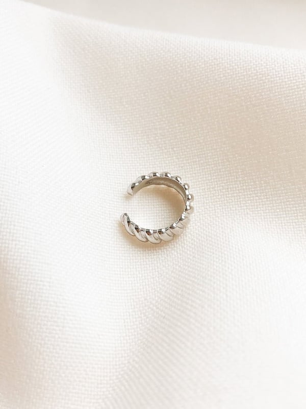 Srebrna nausznica Retro Ear Cuff