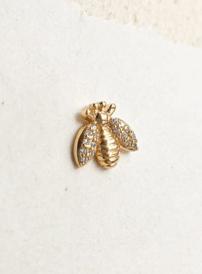 Delikatny kolczyk z pszczołą Golden Bee - 1 szt.