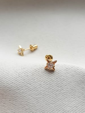 Kolczyki gwiazdki z cyrkoniami