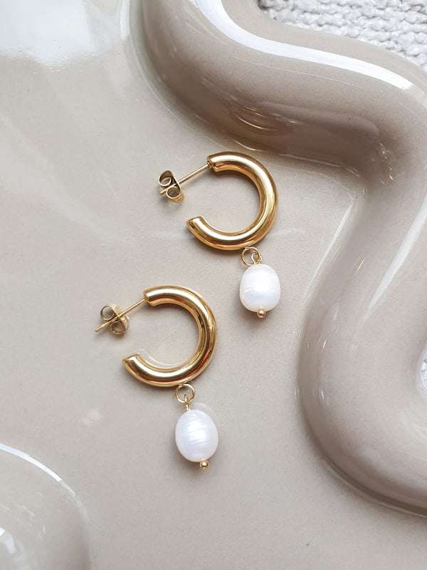 Pozłacane kolczyki z perłami