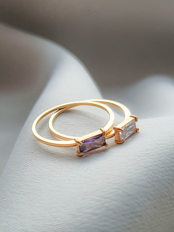 Wodoodporna obrączka z kryształem górskim