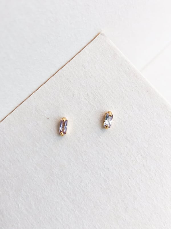 Delikatne kolczyki ze Szmaragdem