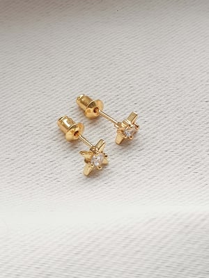 Kolczyki gwiazdki z cyrkoniami-2