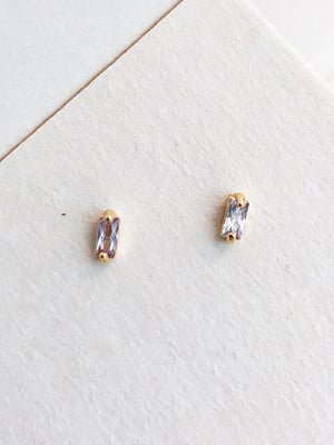 Delikatne kolczyki z Ametystami