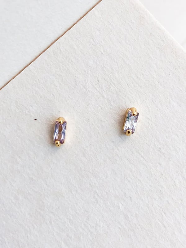 Delikatne kolczyki z Ametystami