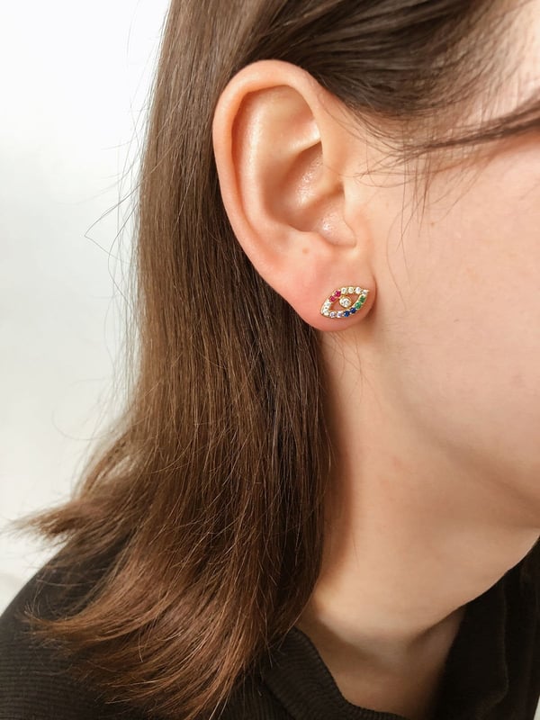 Pozłacane kolczyki oczy z tęczowymi cyrkoniami