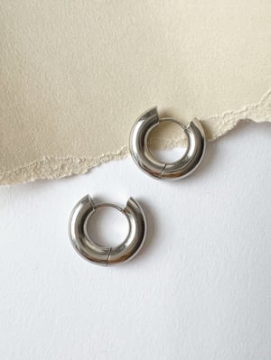Srebrne kolczyki koła Bold Hoop
