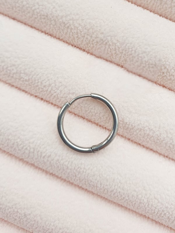 Srebrny kolczyk koło Simple 15 mm - 1 szt.