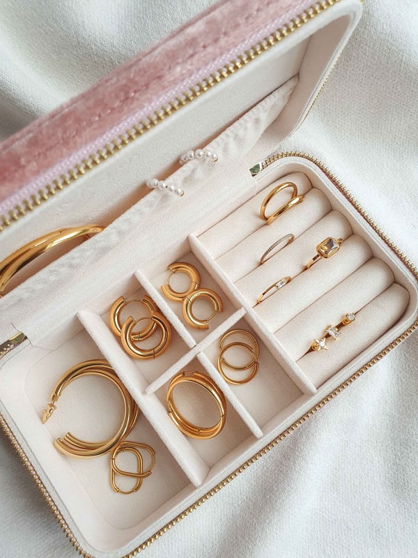 Etui na biżuterię KAJO