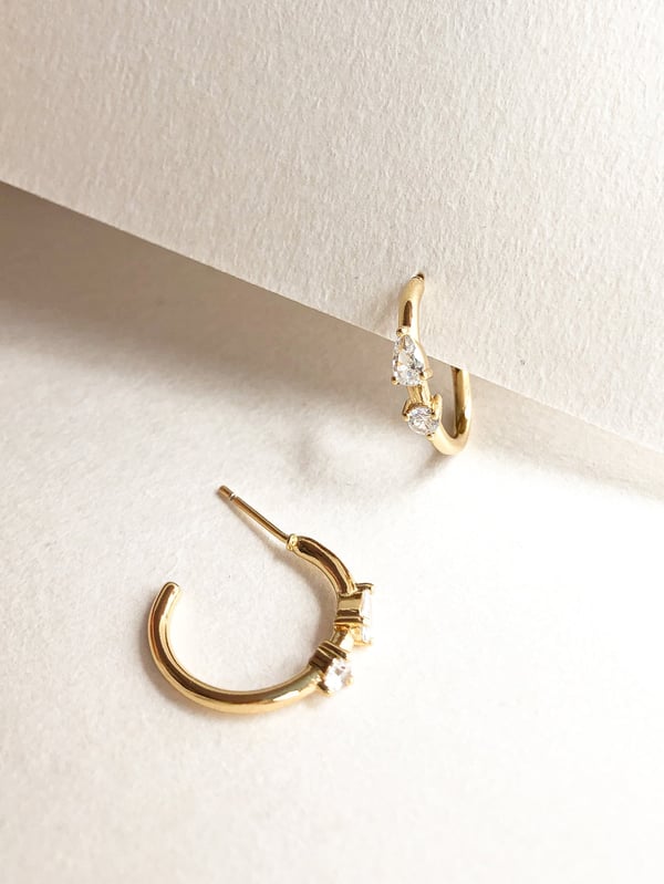 Pozłacane kolczyki z cyrkoniami Glow Hoop