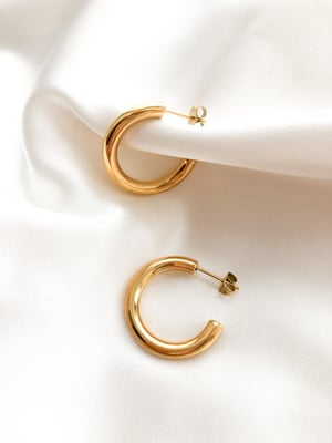 Pozłacane kolczyki koła Classic Hoop | L