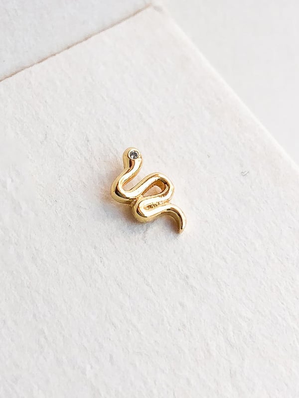 Kolczyk z wężem Golden Snake - 1 szt.