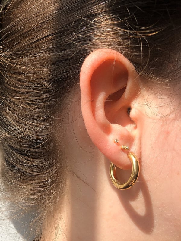 Modny kolczyk koło Bold Hoop - 1 szt.