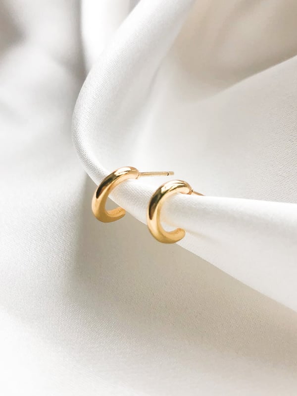 Pozłacany kolczyk kółko Micro - 1 szt.