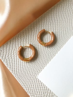 Modne kolczyki koła Bold Hoop Carmel