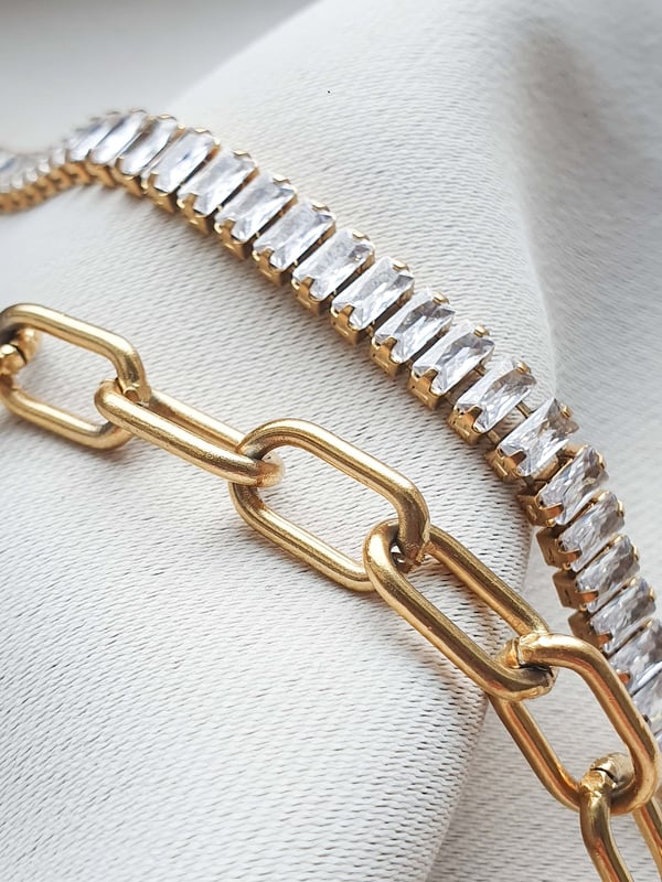 Pozłacany naszyjnik z cyrkoniami