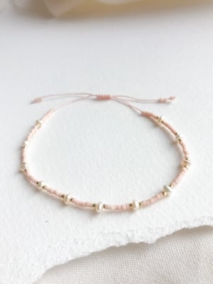 KAJO-Bransoletka-z-koralikow-i-perelek-Rose-4