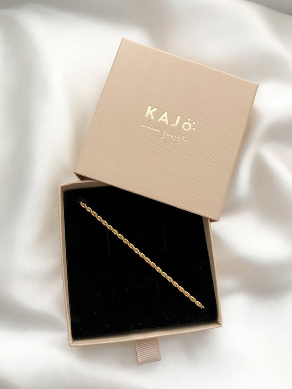 Wodoodporny pozłacany łańcuszek korda