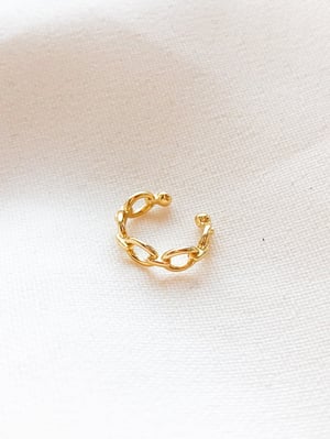 Pozłacana nausznica Chain Ear Cuff