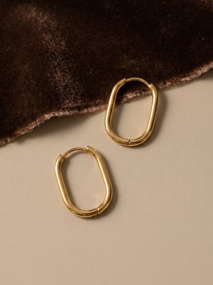 KAJO_Oval_Hoop_2